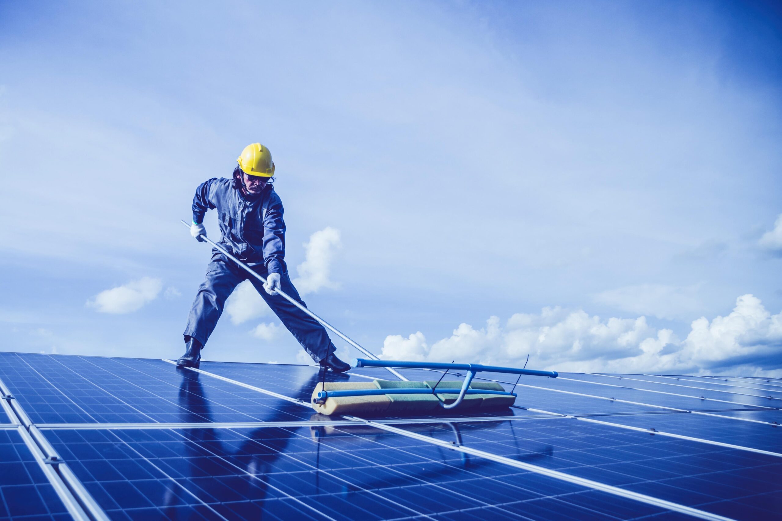 Solar Panel Efficiency: How to Choose the Maintenance ,Best Panels for Your Needs